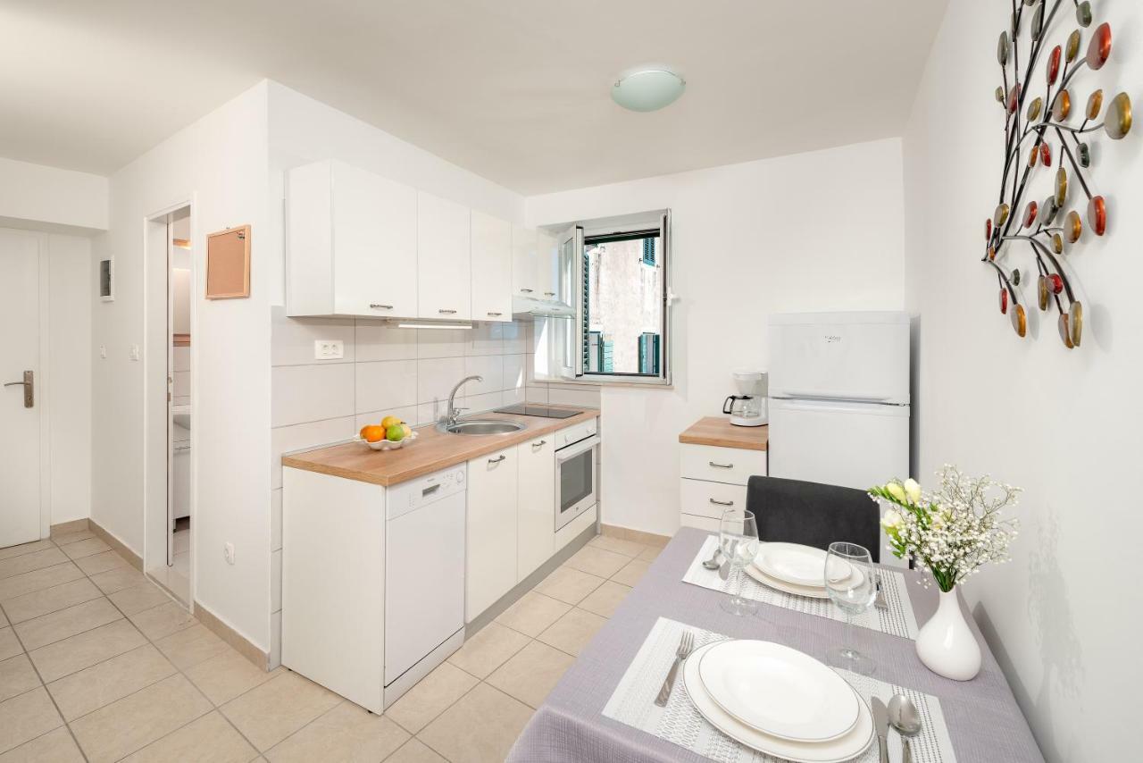Apartment Adventure Σπλιτ Εξωτερικό φωτογραφία