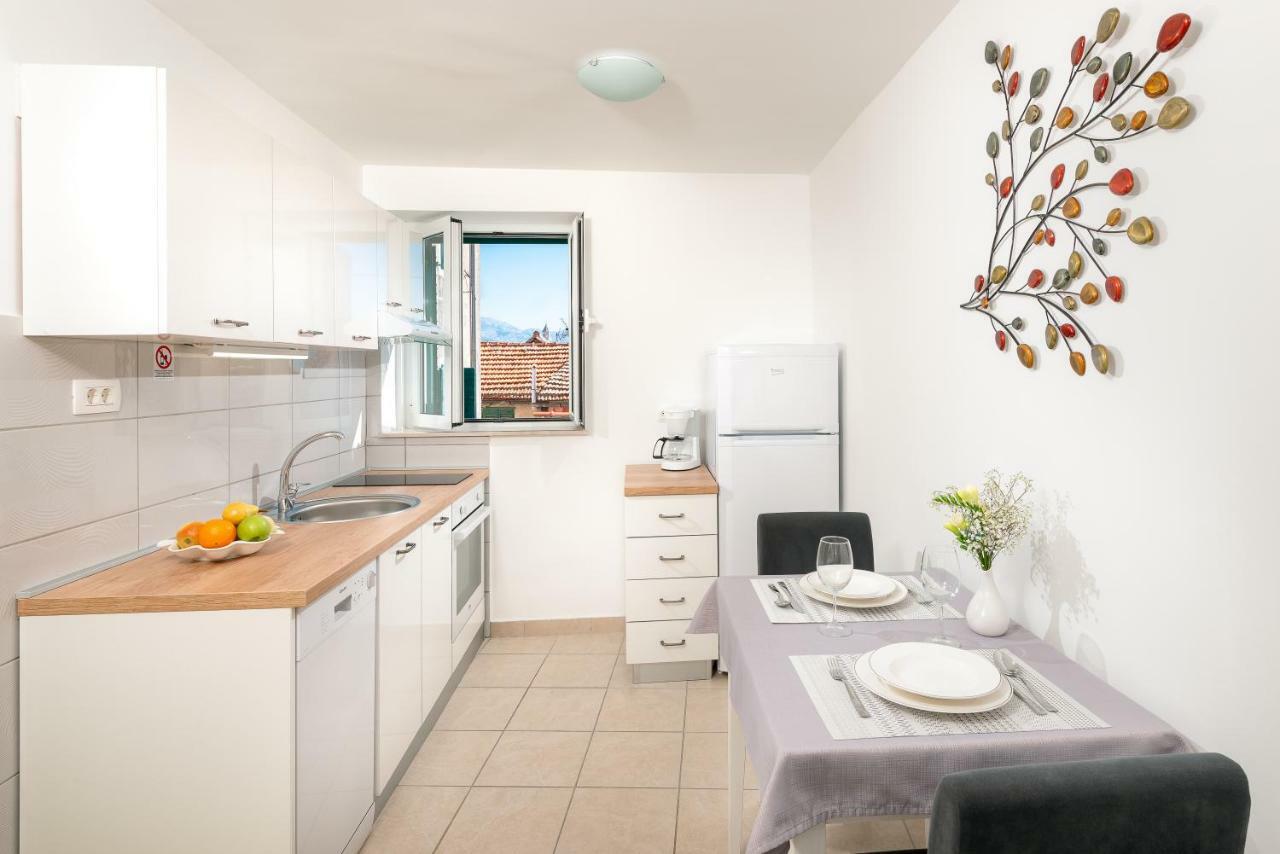 Apartment Adventure Σπλιτ Εξωτερικό φωτογραφία